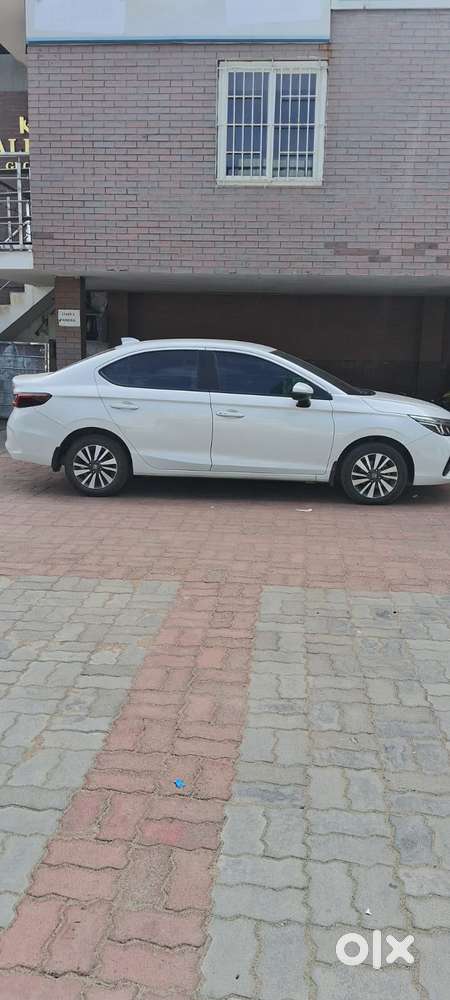 Honda City V Petrol Cvt, 2023, Petrol
