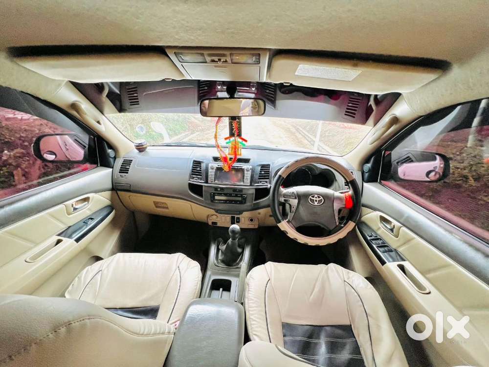 (argent,sale) Fortuner Car Diesel Well Maintained