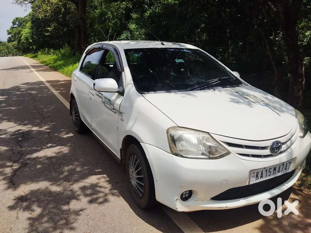 Toyota Etios Liva 2012