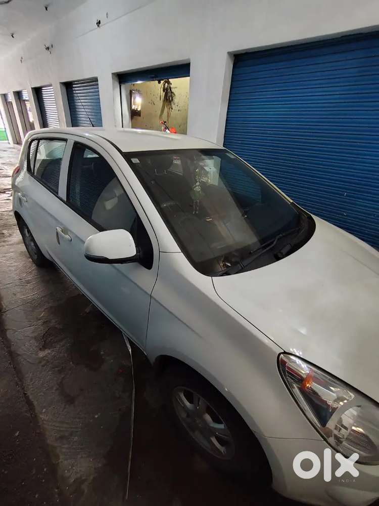 Hyundai I20 Sportz 2010 Car
