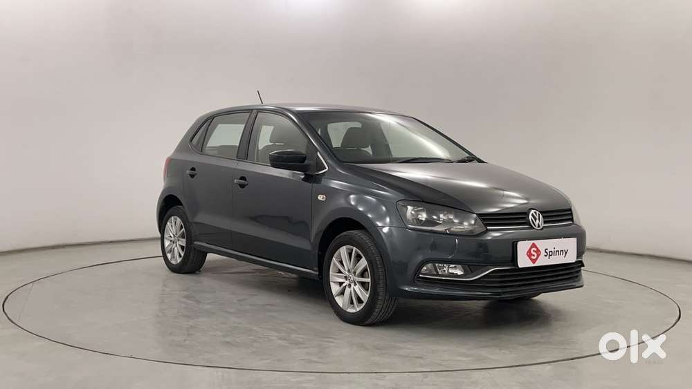 Volkswagen Polo Petrol Highline 1.2l, 2015, Petrol