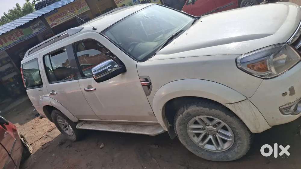 Ford Endeavour 2011 Diesel 200000 Km Driven