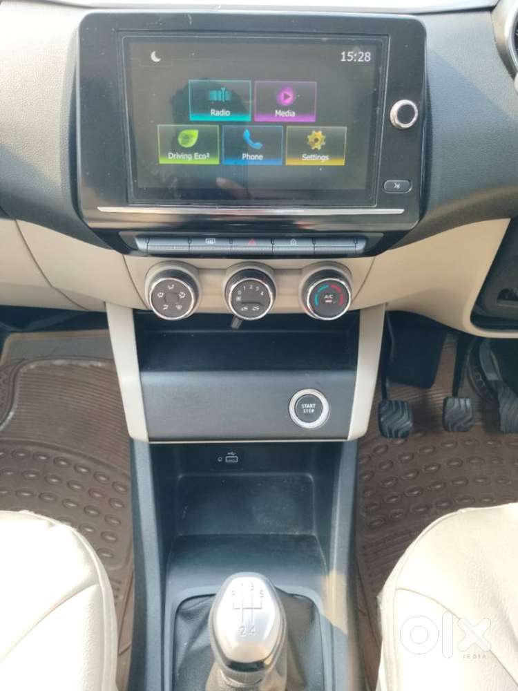 Renault Triber, 2020, Petrol