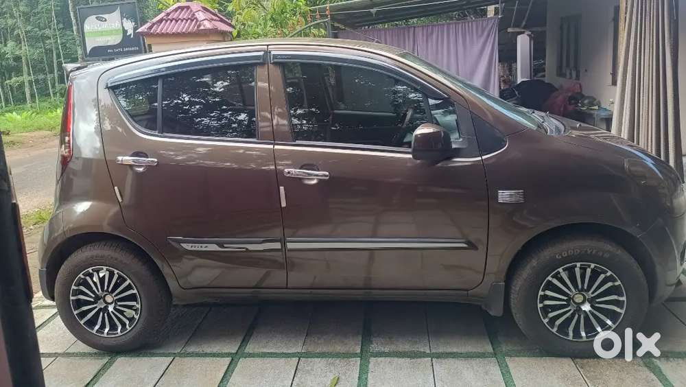 Maruti Ritz Lxi 2010