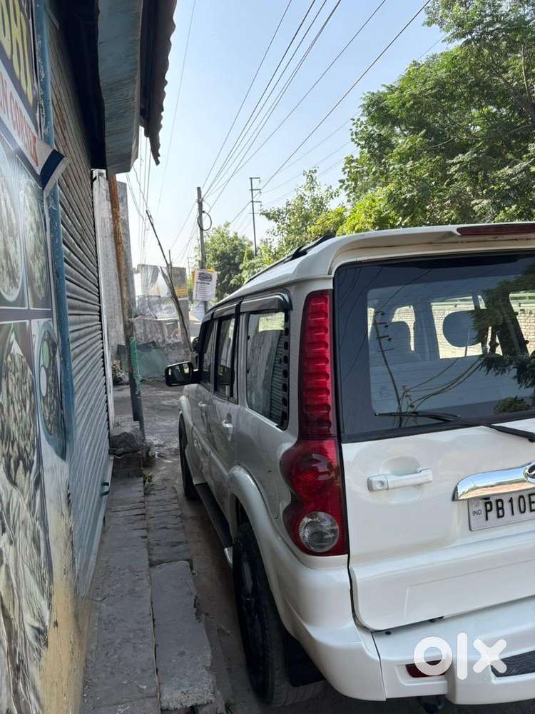 Mahindra Scorpio 2014 Diesel 140000 Km Driven