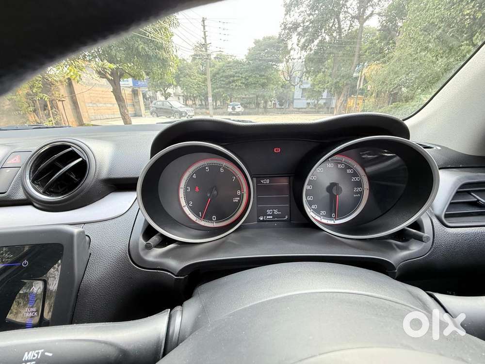 Maruti Suzuki Swift 1.2 Vxi (o), 2023, Petrol