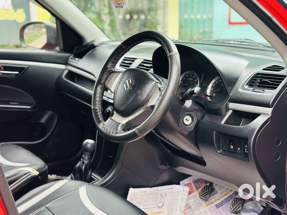 Maruti Suzuki Swift Vxi Abs Bsiv, 2015, Petrol