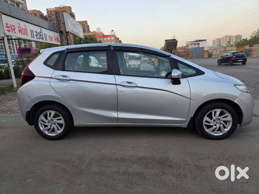 Honda Jazz V Cvt, 2017, Petrol