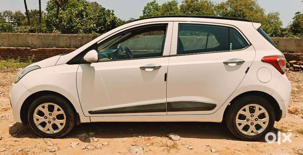 Hyundai Grand I10 Sportz Edition, 2014, Petrol