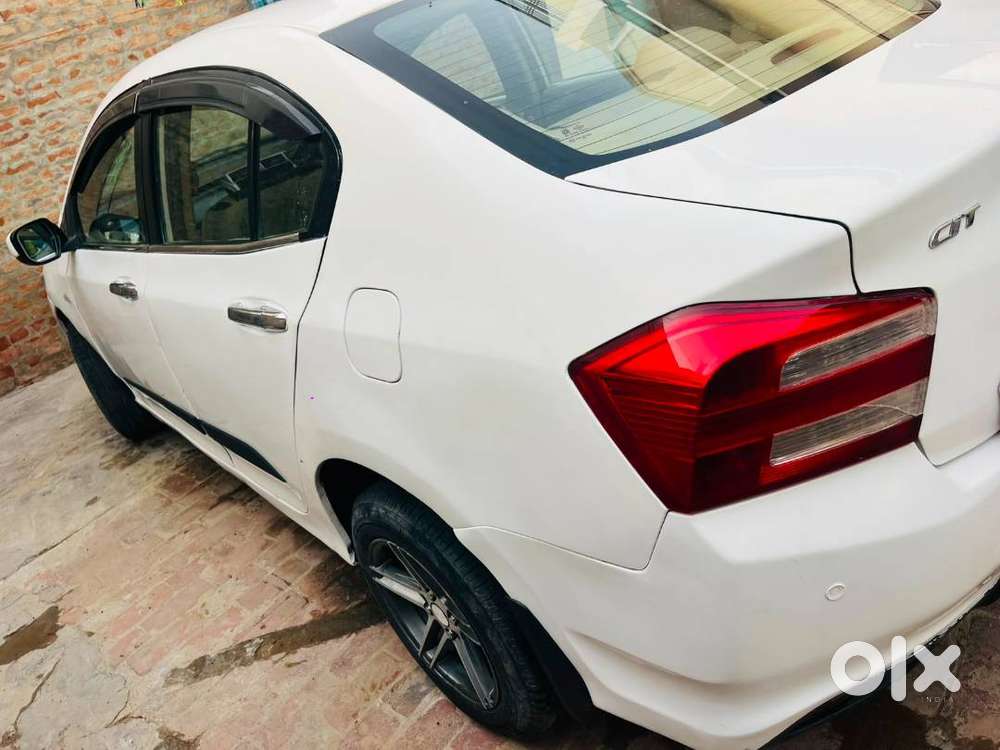 2012 Model Petrol+cng On Paper Noc Available 16alloy