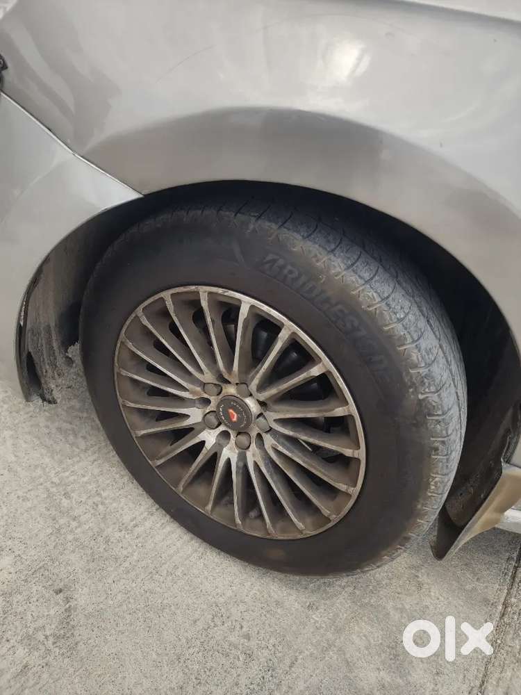 Skoda Rapid 2012