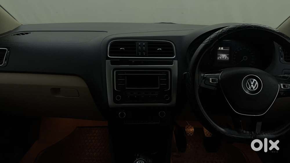 Volkswagen Polo 2009-2013 Petrol Highline 1.2l, 2015, Petrol