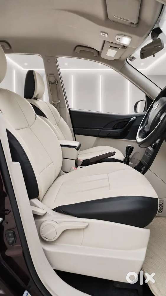 Mahindra Xuv500 Diesel 7 Seater Car 2017 Model
