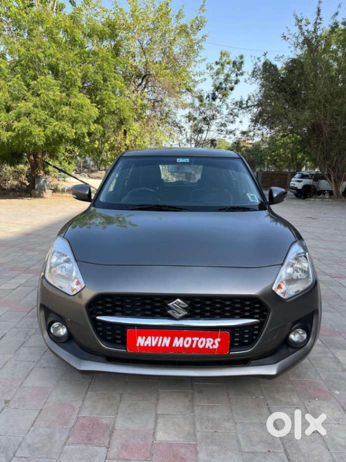 Maruti Suzuki Swift Vxi + Manual, 2022, Petrol