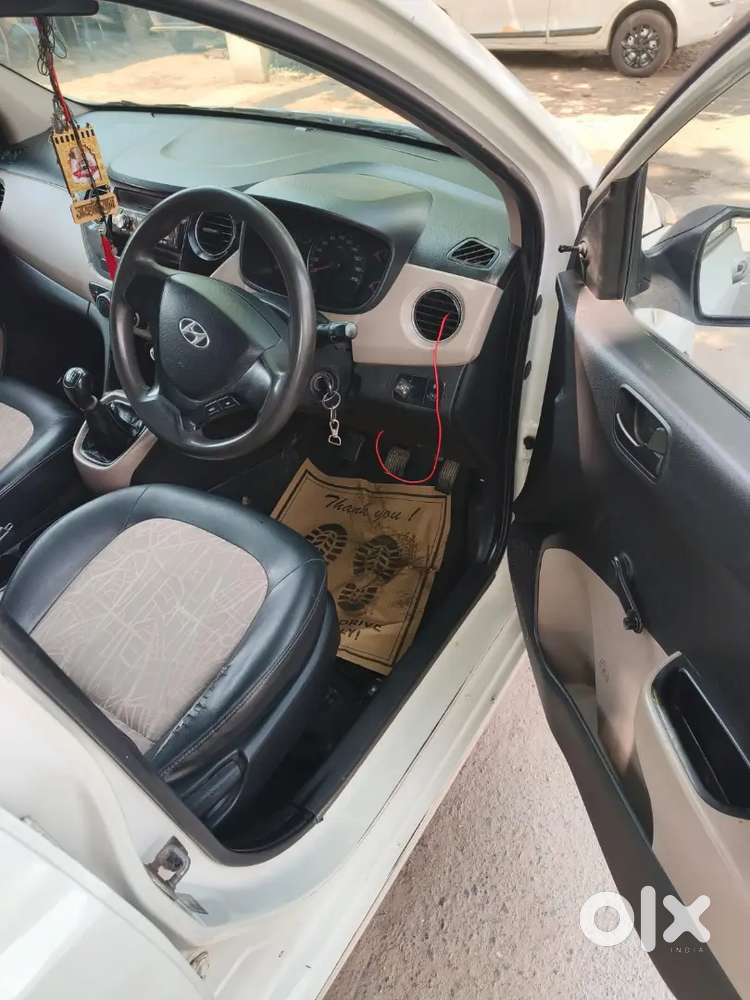 Hyundai Xcent 2016 Base_cng