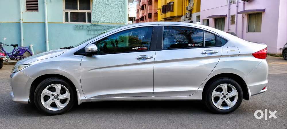 Top-end Honda City Vx Diesel 2015 – Sunroof & Alloys (well Maintained)