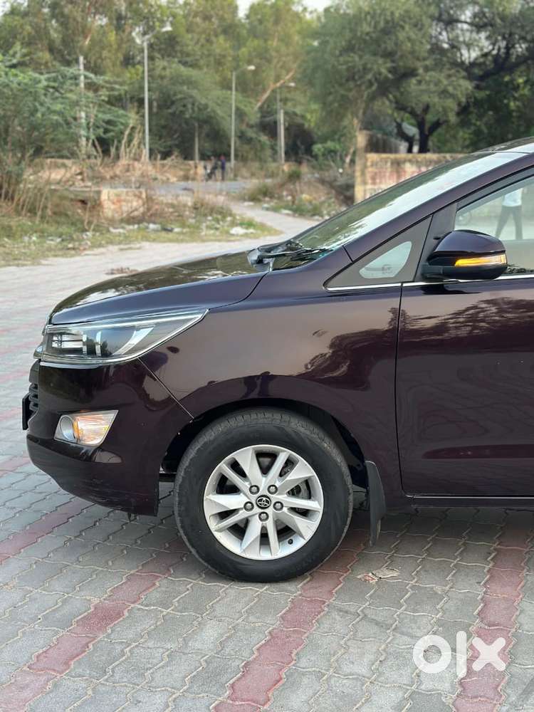 Toyota Innova Crysta 2.4 Vx Mt 8s, 2017, Diesel