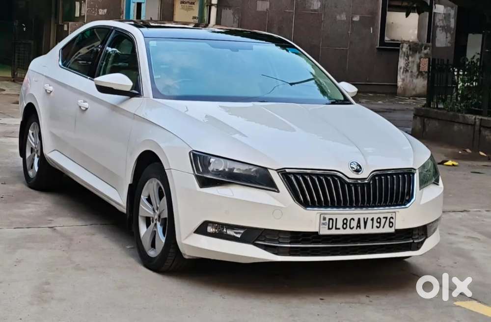 Skoda Superb [ ] 1.8 Style Tsi At, 2018, Petrol