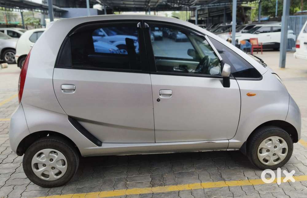 Tata Nano Xta, 2016, Petrol