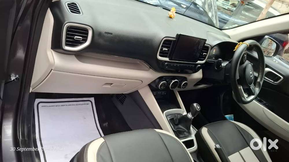 Hyundai Venue Sx 1.2 Petrol Mt 2022  Excellent Condition