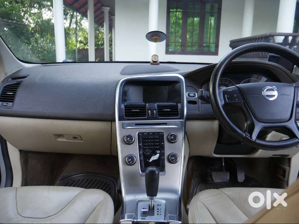 Volvo Xc60, Metalic Silver, 2012 D3, Diesel Automatic, Good Condition