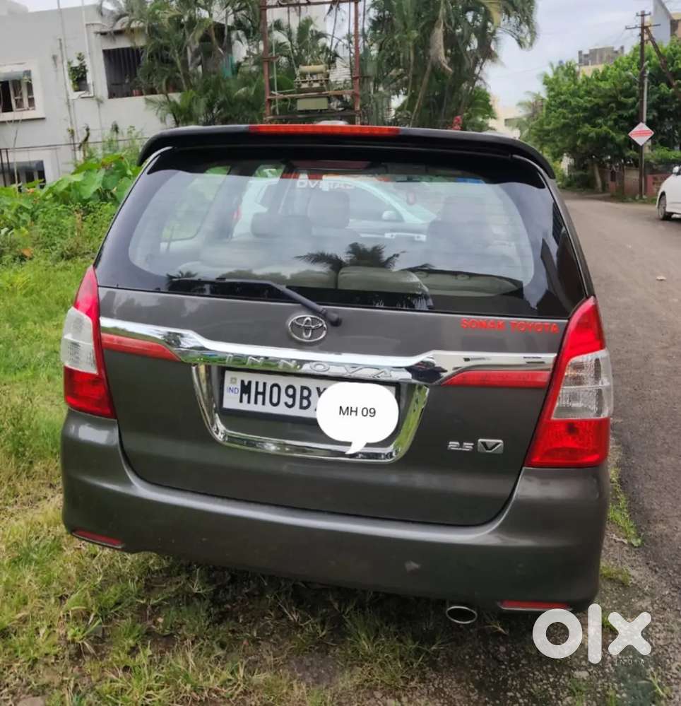 Toyota Innova 2012 Diesel Well Maintained