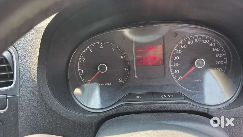 Volkswagen Polo 2014 Petrol 62000 Km Driven By Doctor