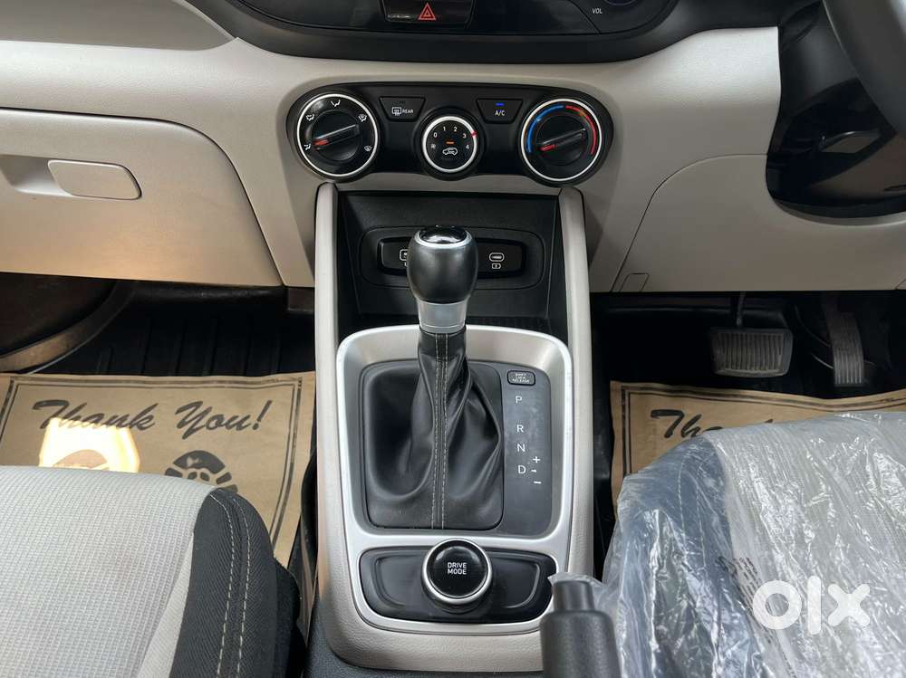 Hyundai Venue 1.0 S (o) Turbo Dct, 2023, Petrol