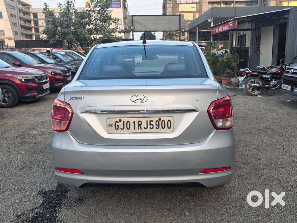 Hyundai Xcent, 2015, Petrol