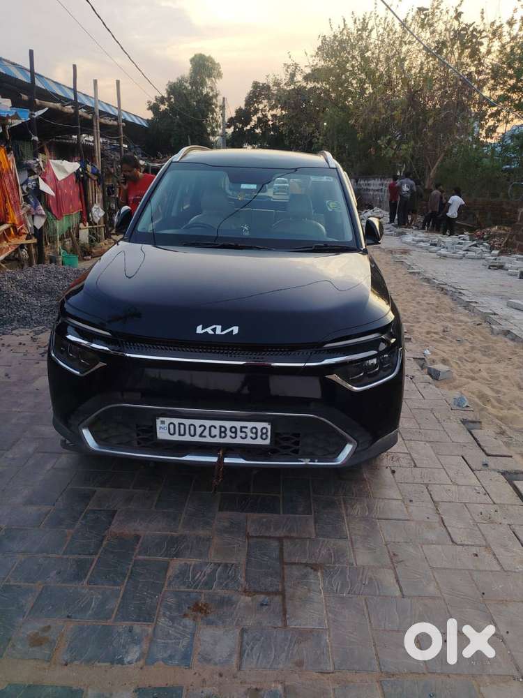 Kia Carens 2022 Diesel Well Maintained