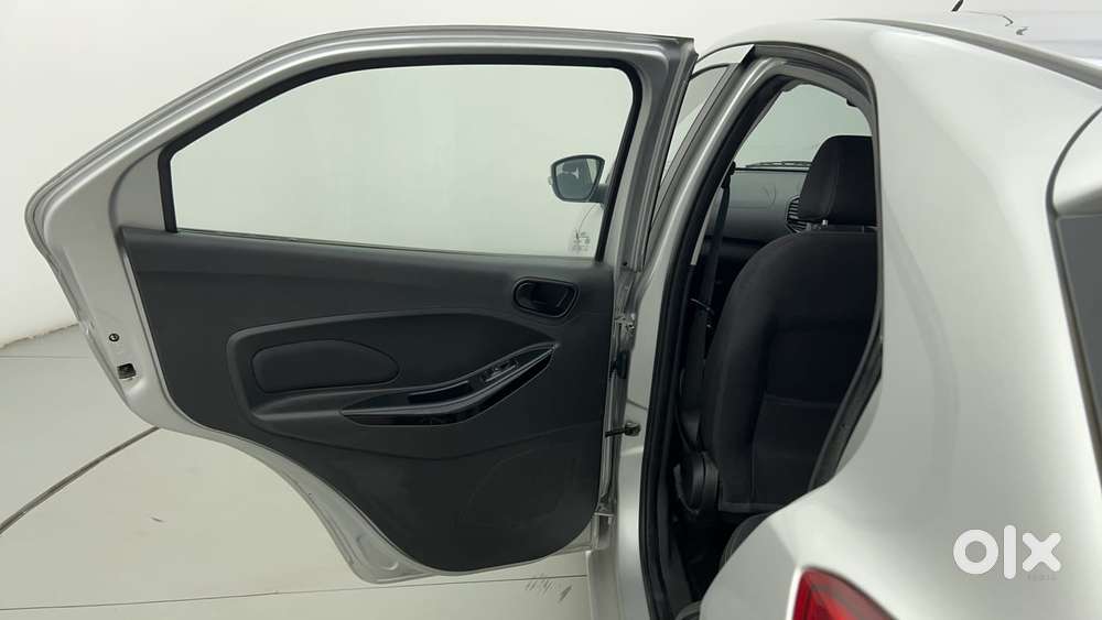 Ford Figo Titanium, 2020, Petrol