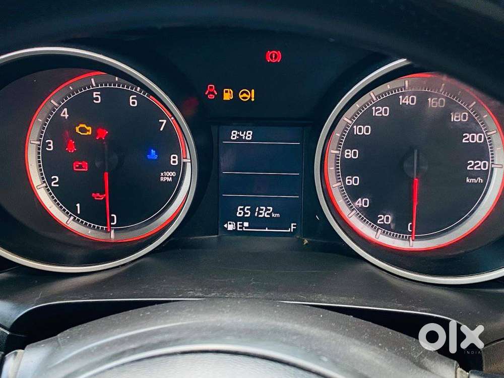 Maruti Suzuki Swift Vvt Vxi, 2021, Petrol