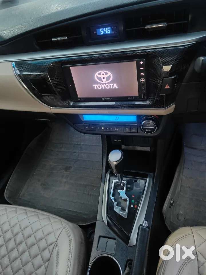 Toyota Corolla Altis 1.8 G, 2016, Petrol