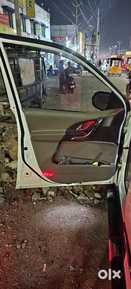Mahindra Xuv500 2013 Diesel Well Maintained