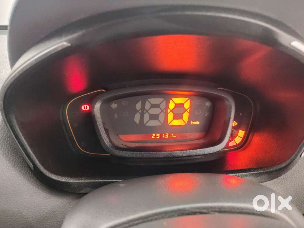 Renault Kwid 1.0 Rxt Sce Special (o), 2016, Petrol