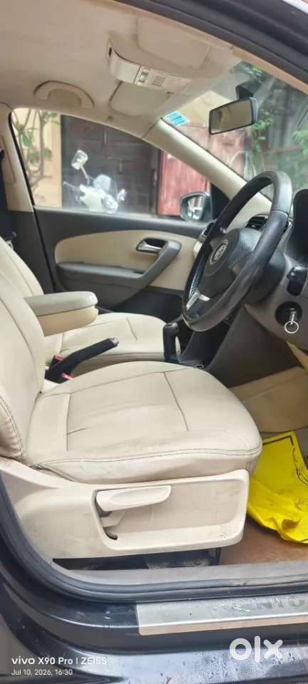 Volkswagen Vento Petrol Highline, 2011, Petrol