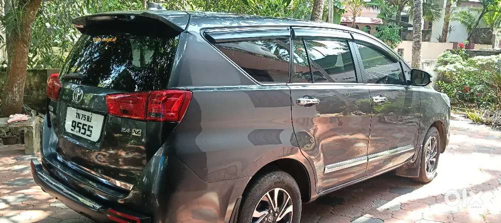 Toyota Innova Crysta 2016 Diesel Manual