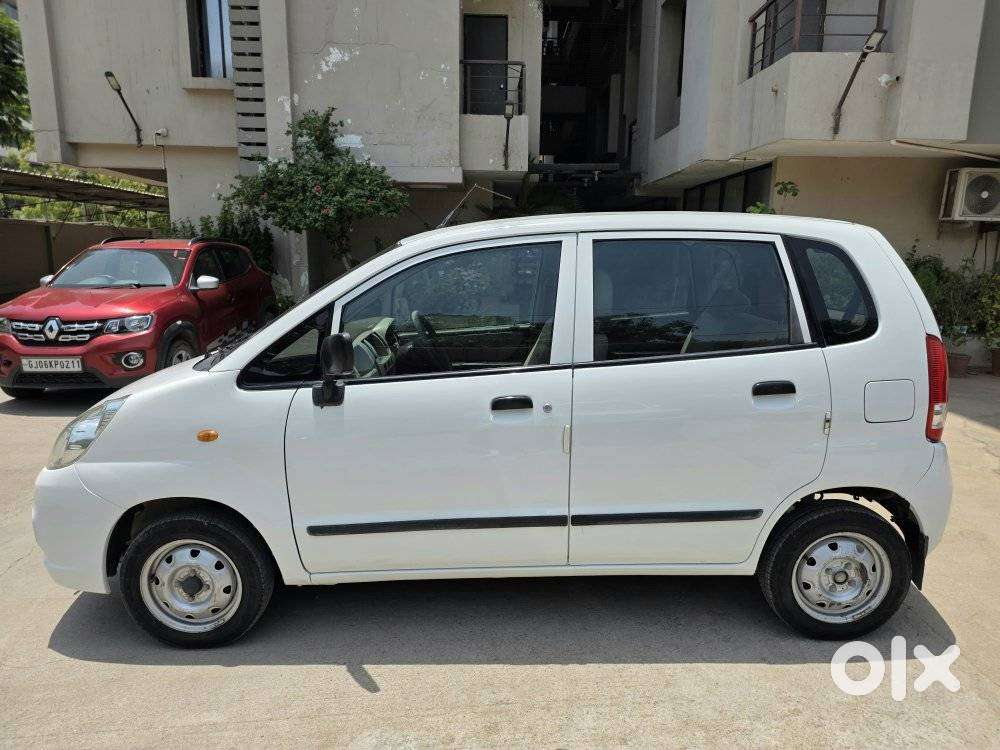 Maruti Suzuki Estilo Lxi, 2011, Petrol