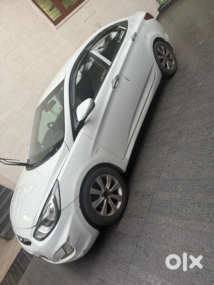 2012 Hyundai Verna Sx (o) Year