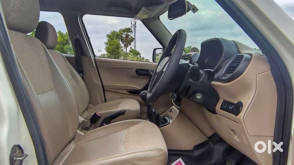 Mahindra Tuv 300 T6, 2016, Diesel