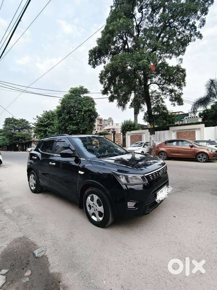 Mahindra Xuv300 W6, 2024, Petrol