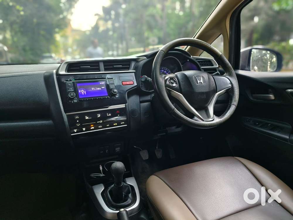Honda Jazz V Mt Privilege, 2015, Petrol