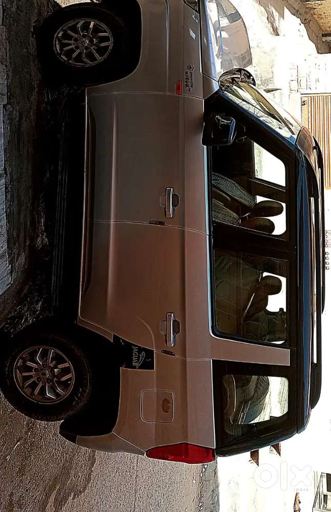 Mahindra Tuv 300 2018 Model