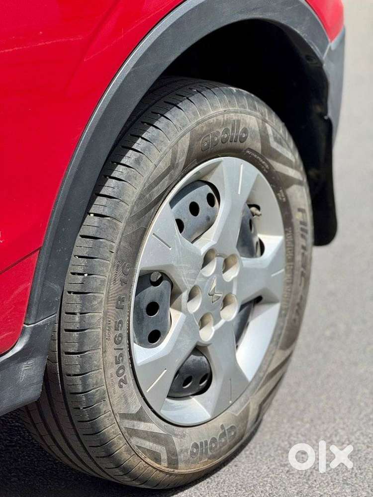Mahindra Xuv300 W6 Amt Diesel, 2024, Diesel