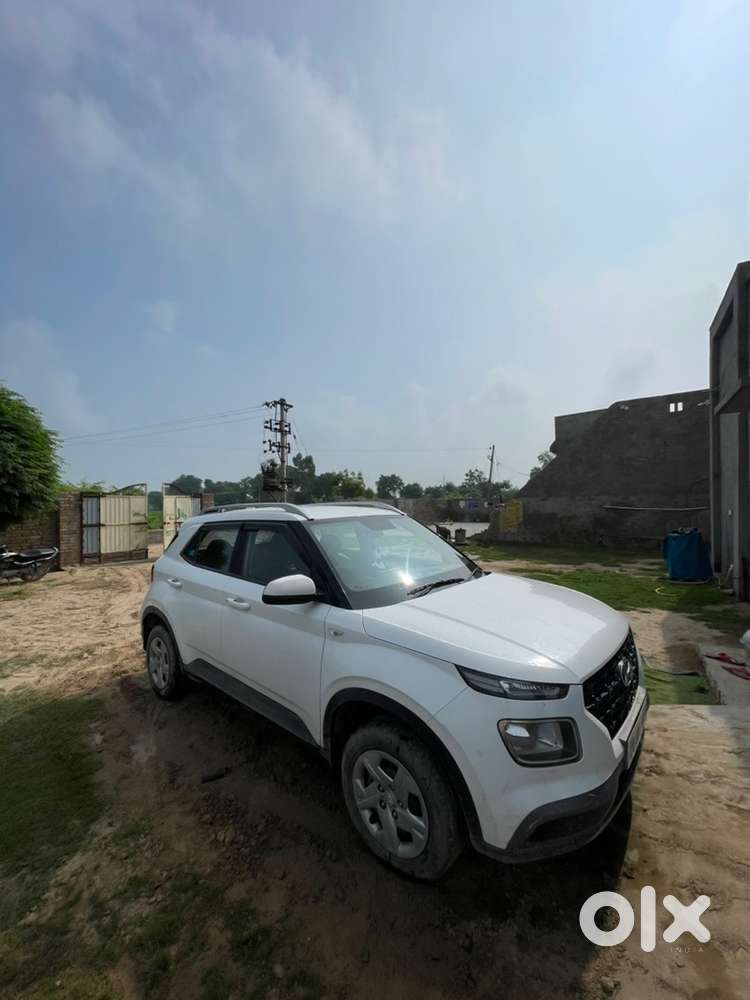 Hyundai Venue Petrol 2020