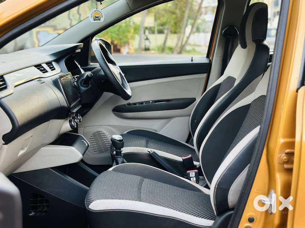 Renault Triber Rxz, 2019, Petrol