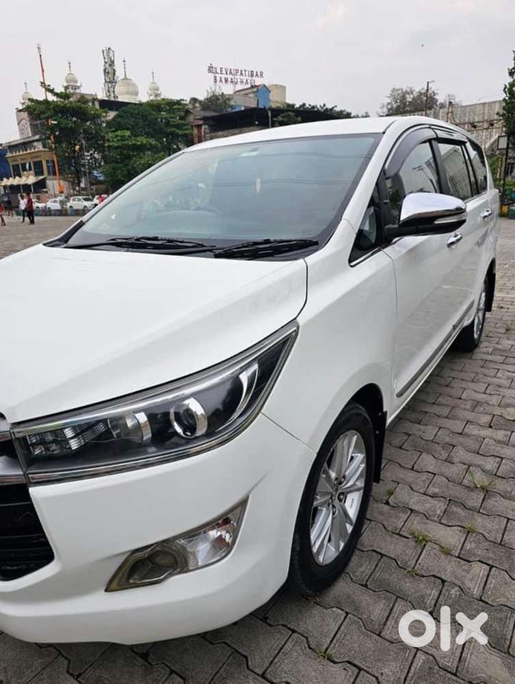 Toyota Innova Crysta Diesel 2016