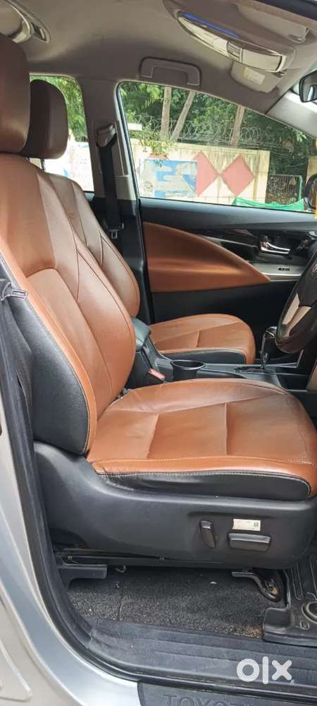 Toyota Innova Crysta [2020-ongoing] 2.4 Zx 7 Str, 2022, Diesel