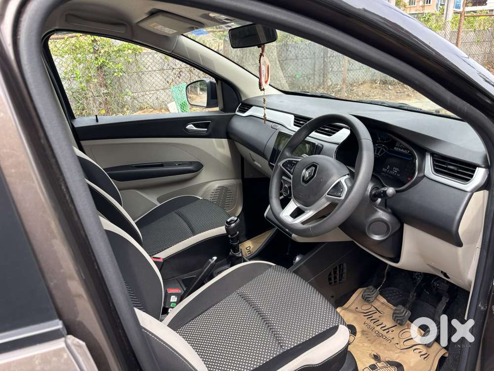 Renault Triber 1.0 Rxz Dual Tone, 2022, Petrol