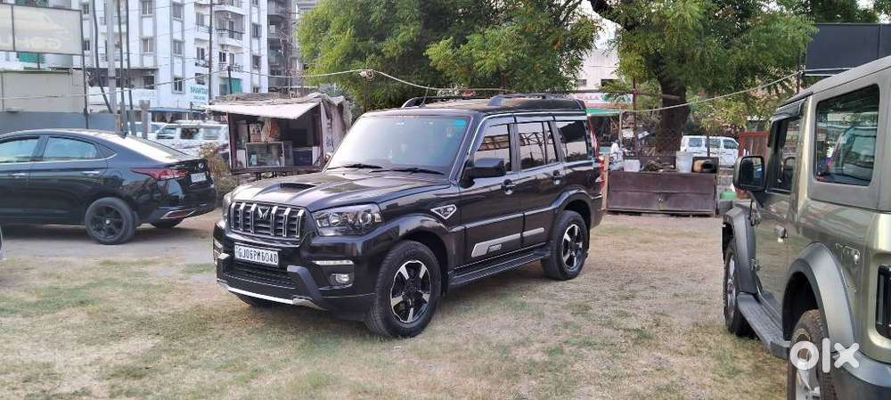 Mahindra Scorpio Classic 2.2 S 11 Mt 7 Str, 2023, Diesel